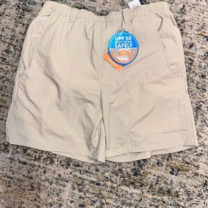 Columbia Mens Shorts Beige UPF 50+ Shorts
